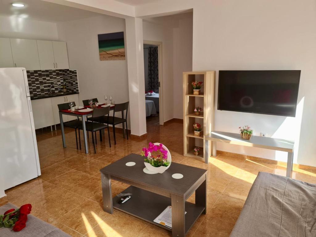 Franmay Apartments - 7 Modern Apartments Near The Beach & City, Perfect For Nomads, Travellers, Families, Watersports! Santa Maria Exterior foto